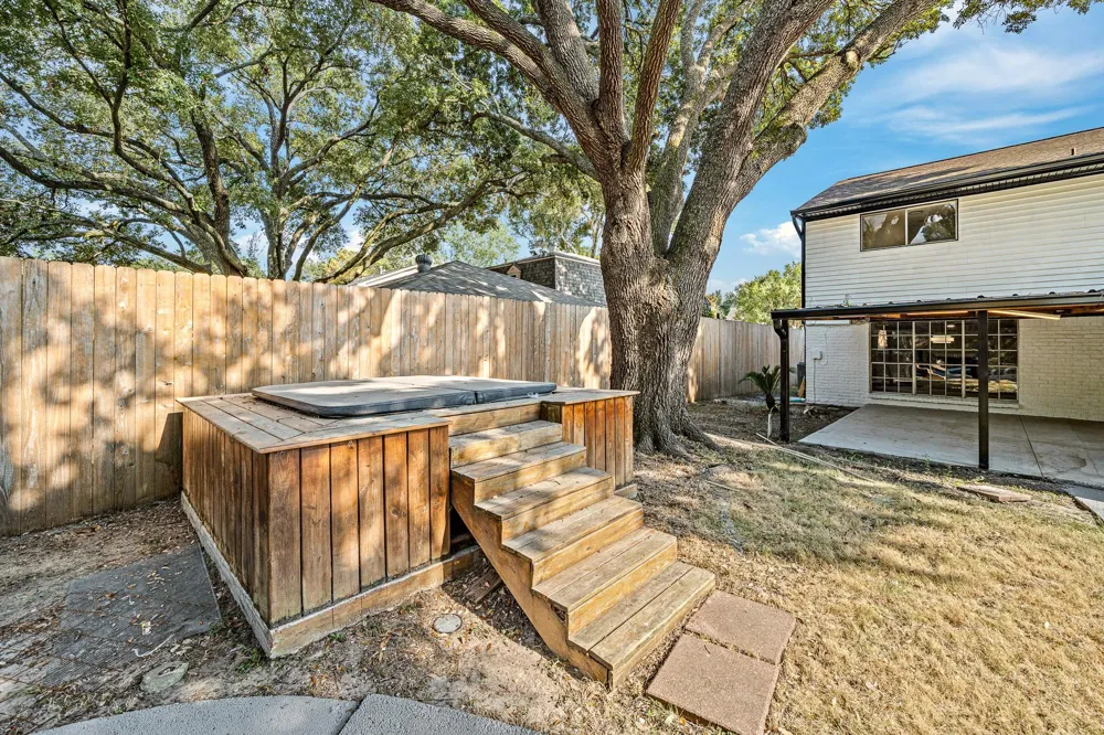15802 Seattle Street Jersey Village, TX 77040