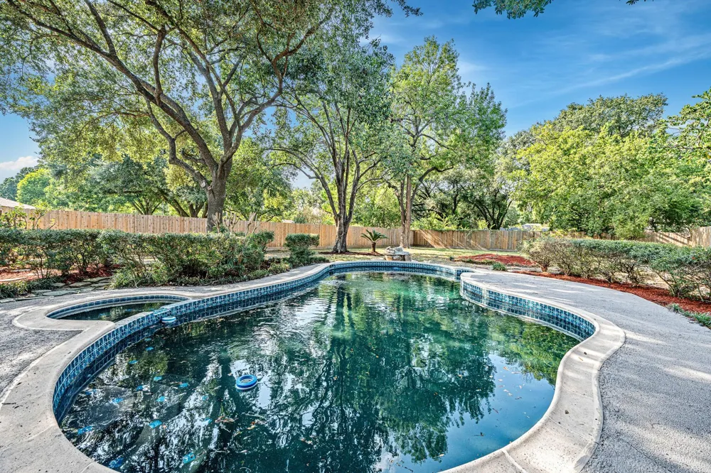 15802 Seattle Street Jersey Village, TX 77040