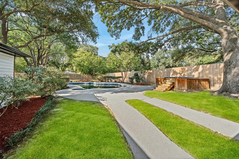 15802 Seattle Street Jersey Village, TX 77040
