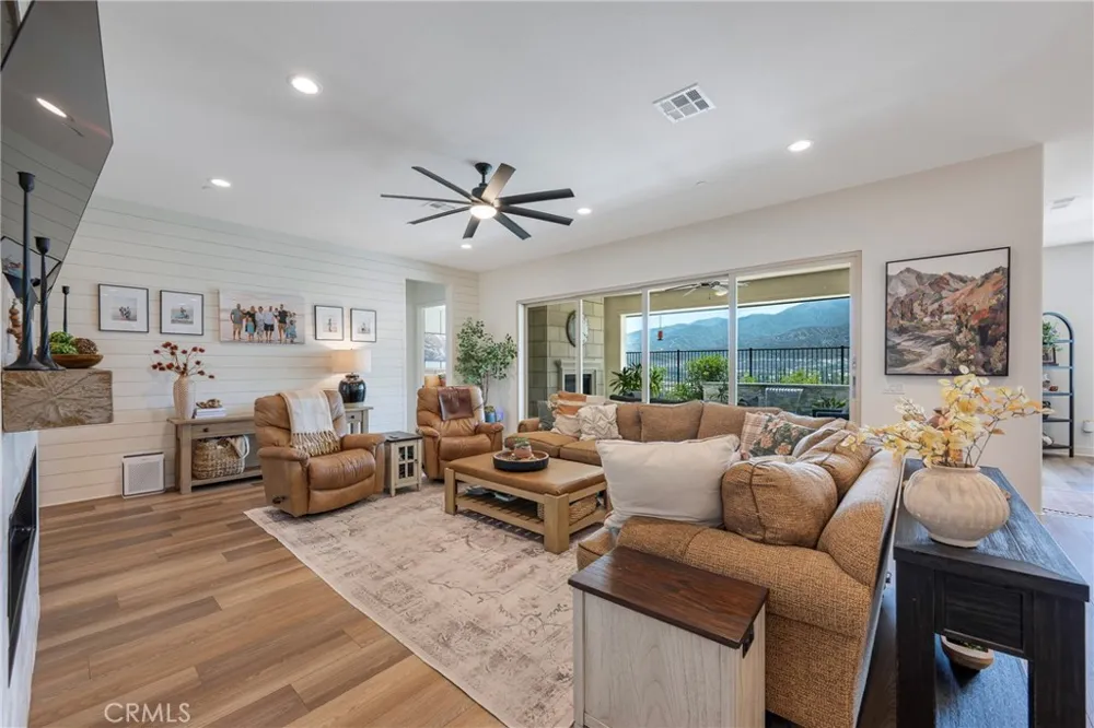 11547 Explorer Court Corona, CA 92883