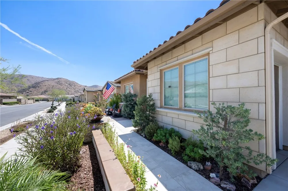11547 Explorer Court Corona, CA 92883