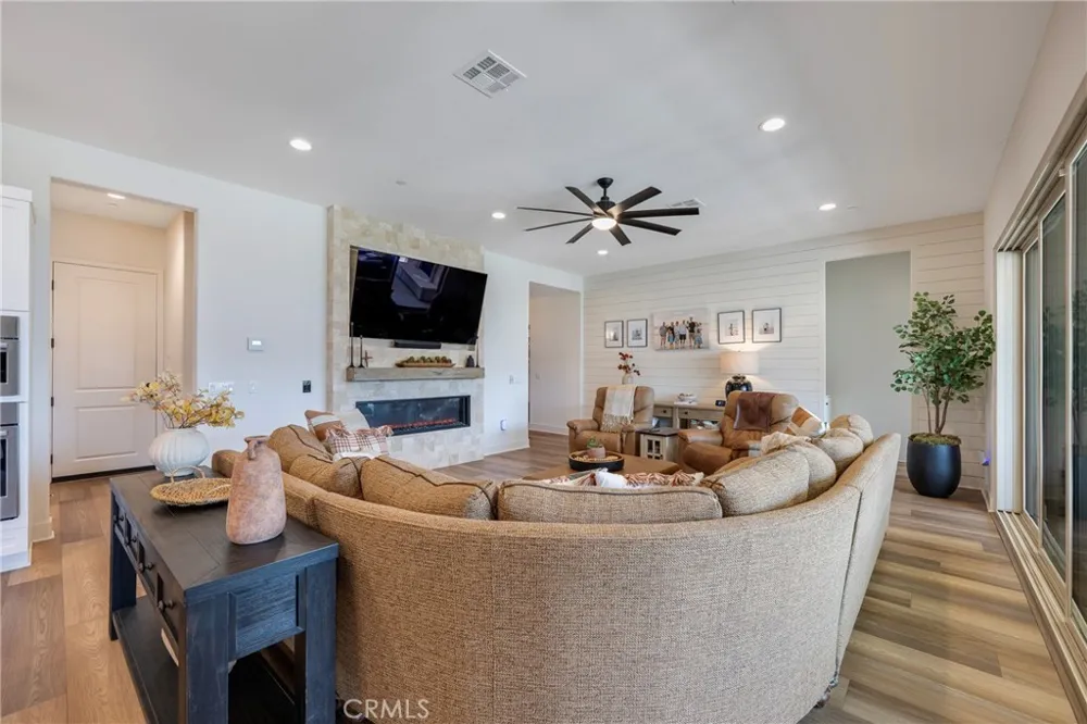 11547 Explorer Court Corona, CA 92883