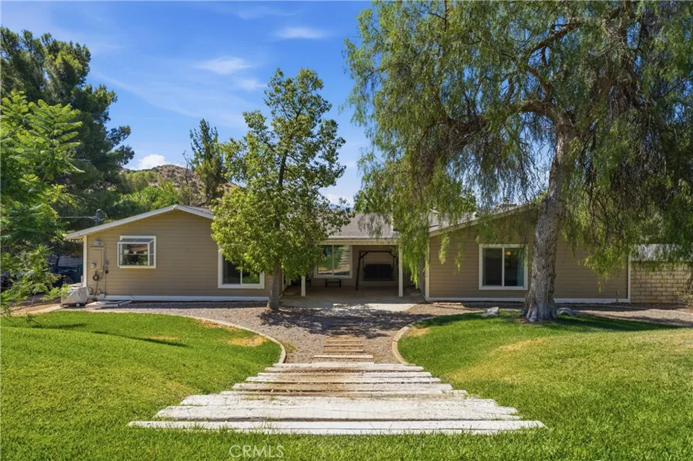 8246 Escondido Canyon Road Acton, CA 93510