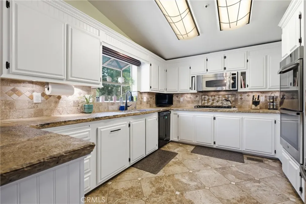8246 Escondido Canyon Road Acton, CA 93510