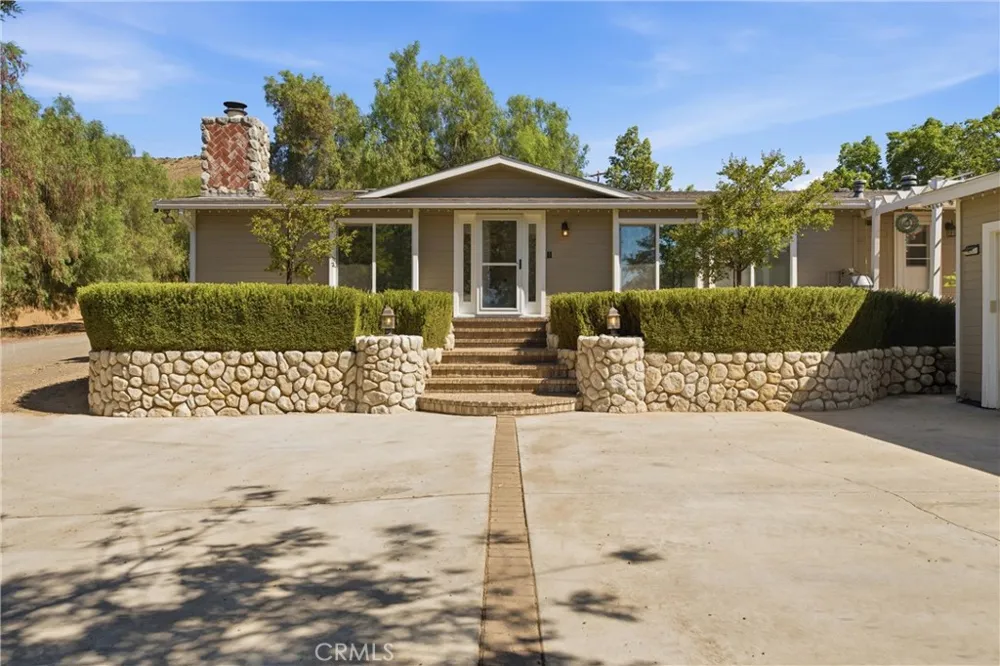 8246 Escondido Canyon Road Acton, CA 93510