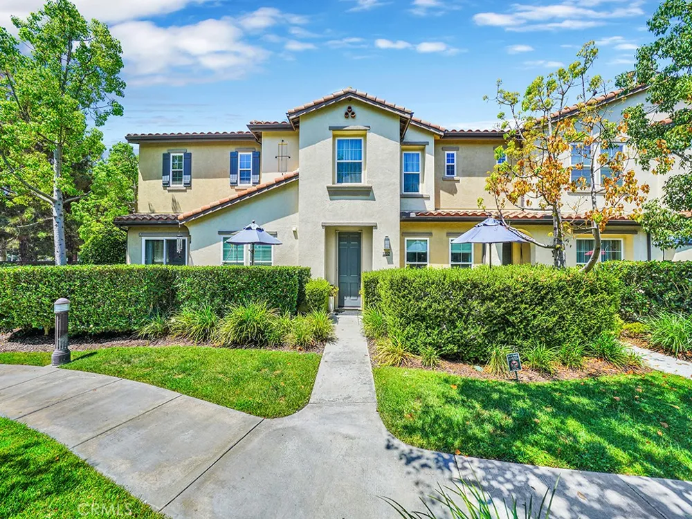 3352 Via Parma Costa Mesa, CA 92626