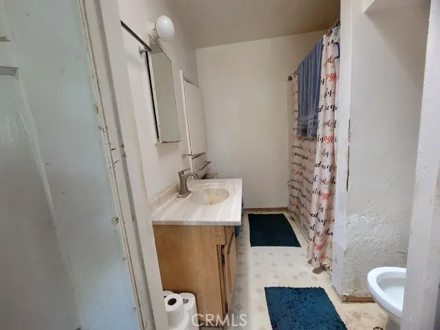 3732 Gibson Road El Monte, CA 91731