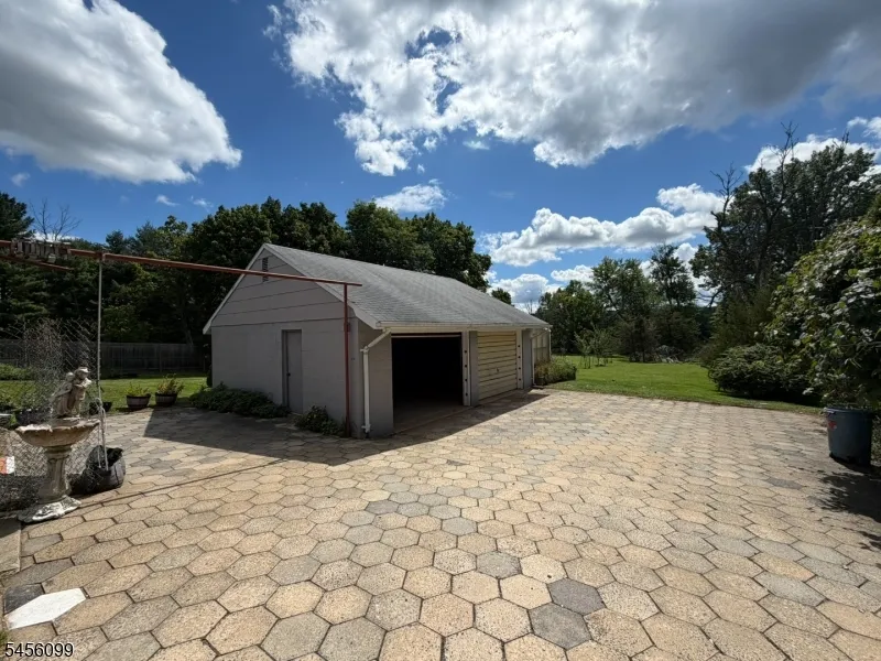 2236 Washington Valley Rd Bridgewater, NJ 08836