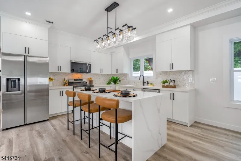 409 John St Plainfield City, NJ 07060