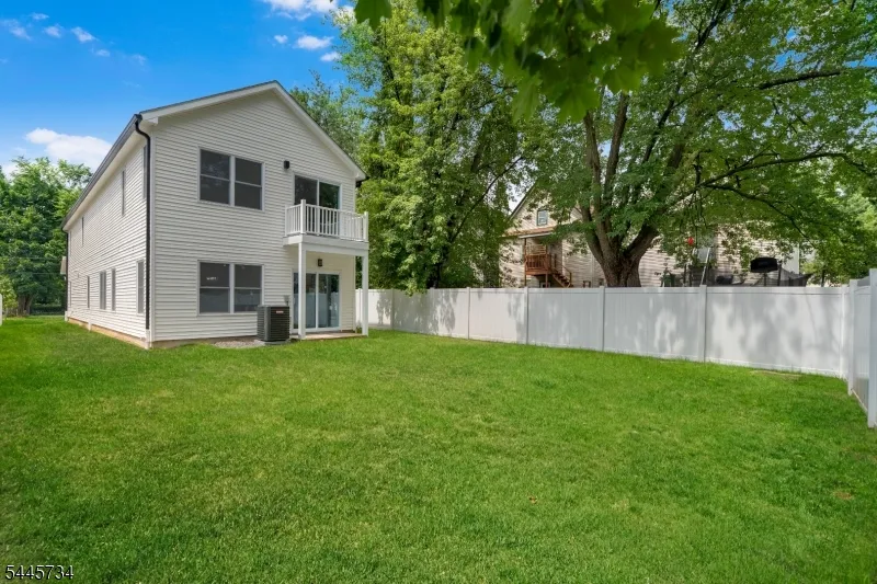 409 John St Plainfield City, NJ 07060