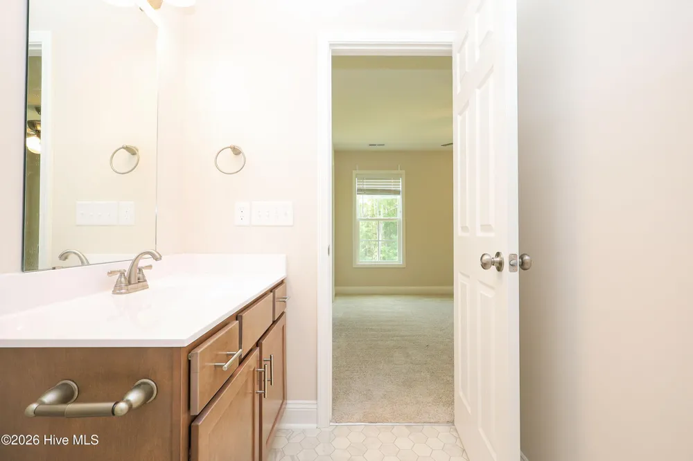 124 Loren Road Hubert, NC 28539