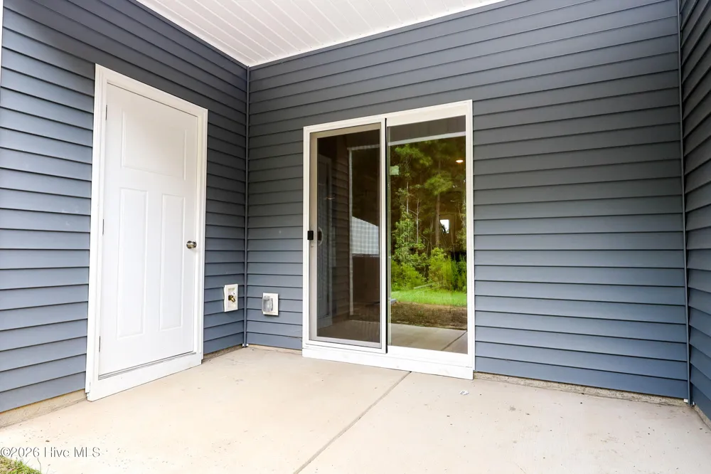 124 Loren Road Hubert, NC 28539