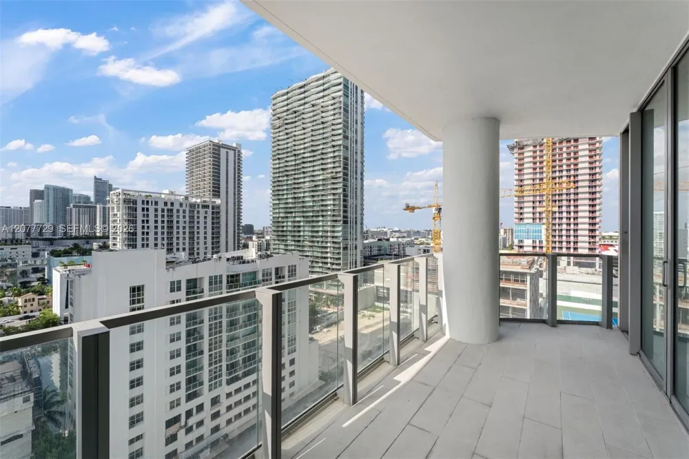 2900 NE 7th Ave #1409 Miami, FL 33137