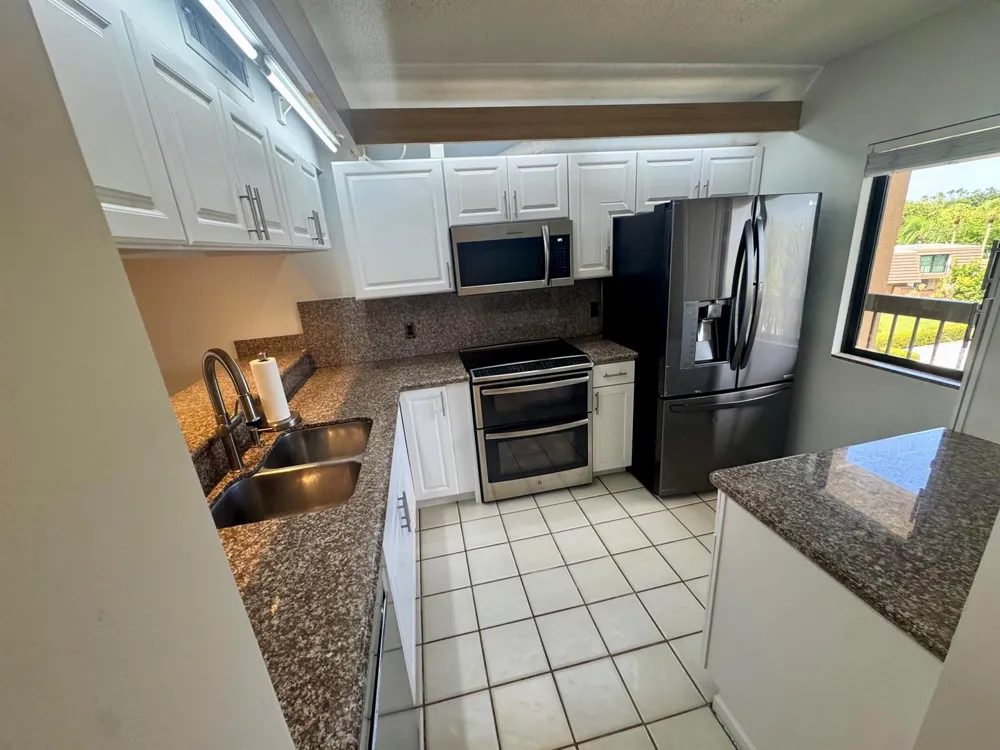 601 SEAFARER CIRCLE #405 Jupiter, FL 33477