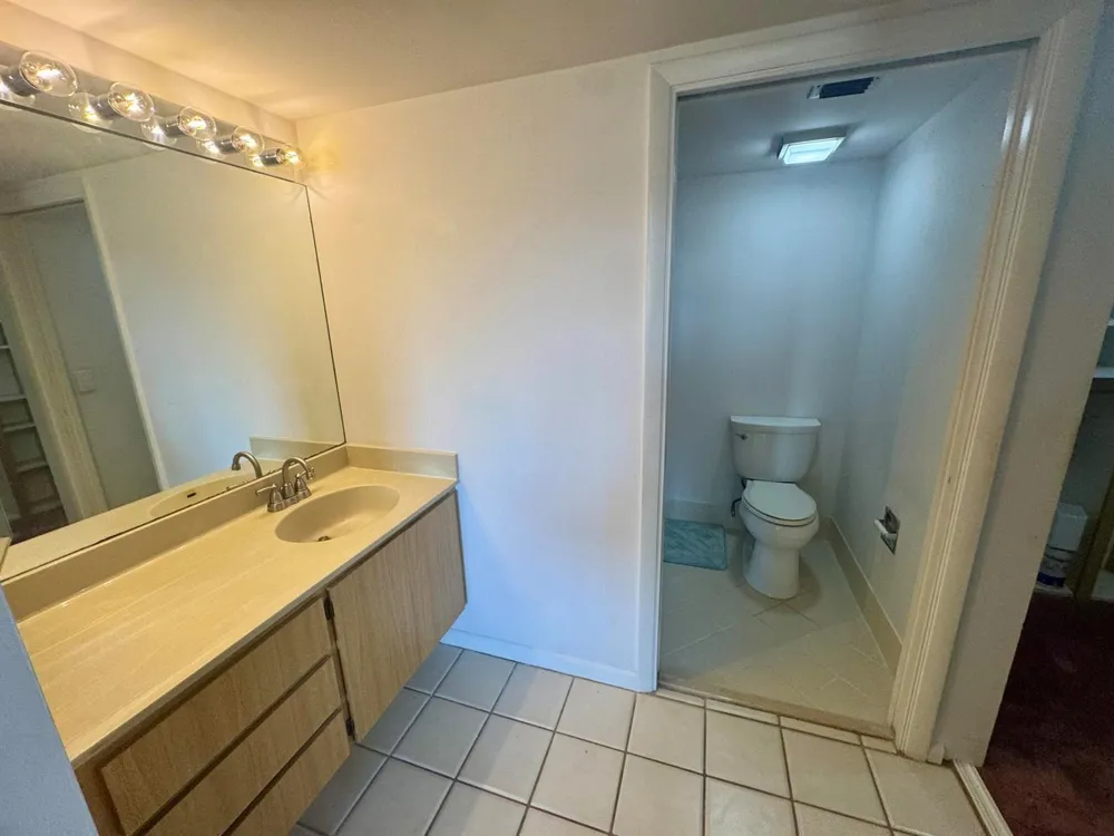 601 SEAFARER CIRCLE #405 Jupiter, FL 33477
