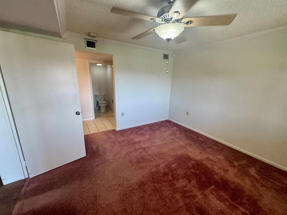 601 SEAFARER CIRCLE #405 Jupiter, FL 33477