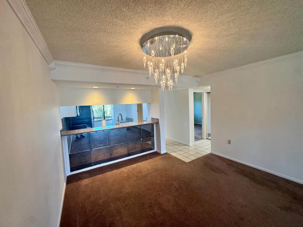 601 SEAFARER CIRCLE #405 Jupiter, FL 33477