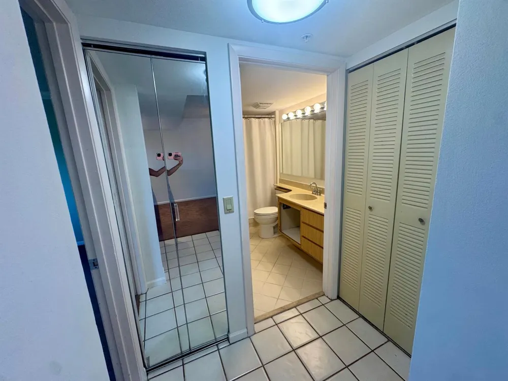 601 SEAFARER CIRCLE #405 Jupiter, FL 33477