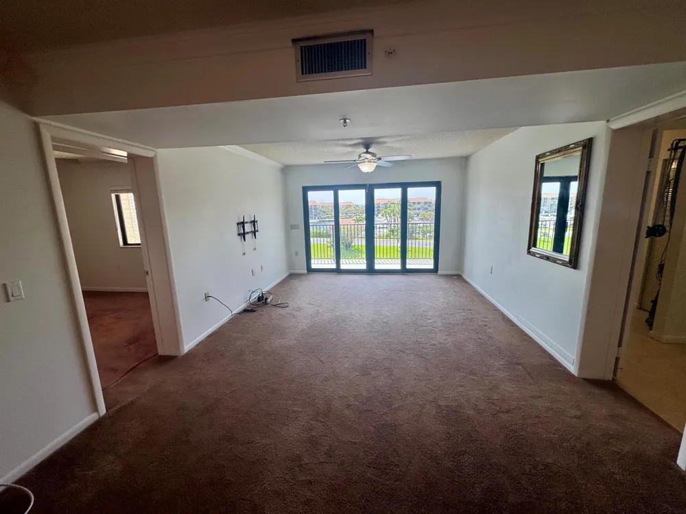 601 SEAFARER CIRCLE #405 Jupiter, FL 33477