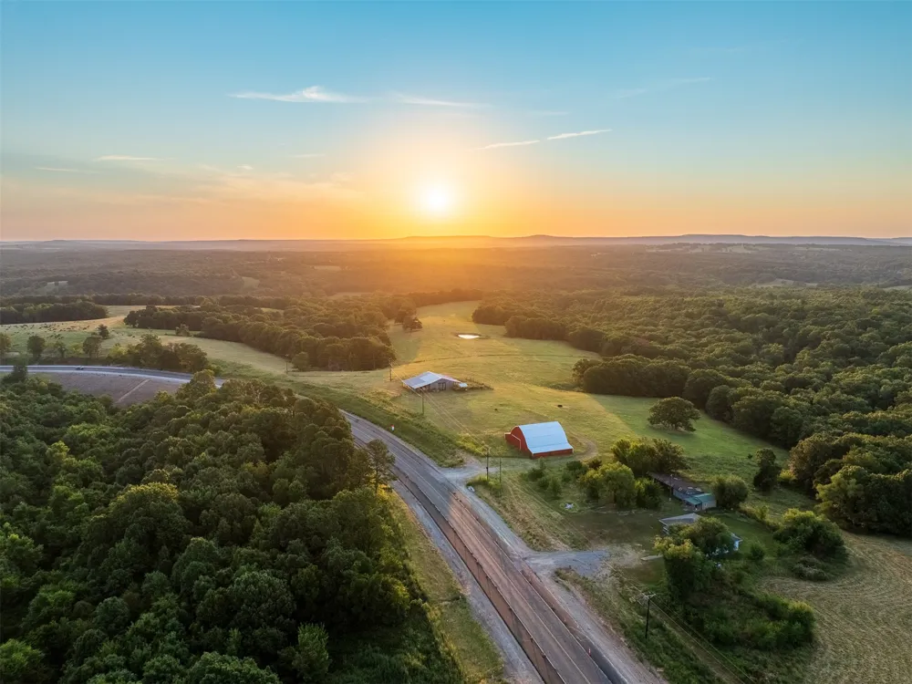 209 State Highway 59 Stilwell, OK 74960