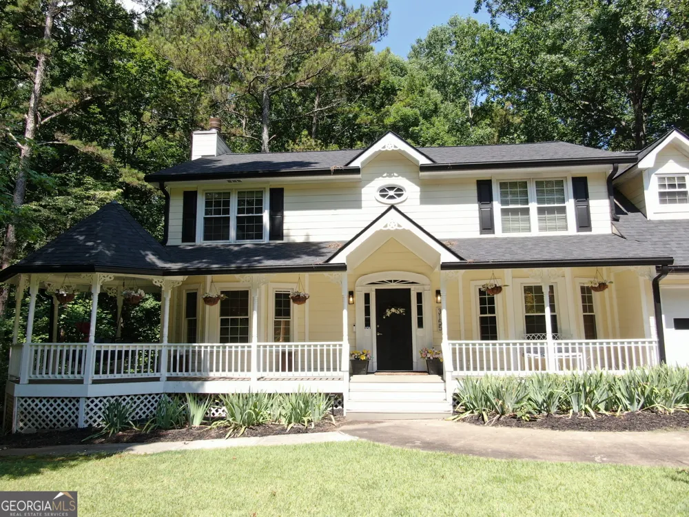 3155 Laura LN Douglasville, GA 30135