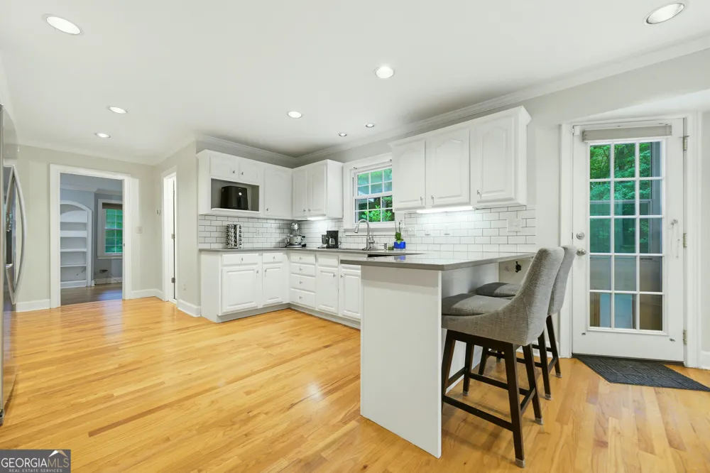 3155 Laura LN Douglasville, GA 30135