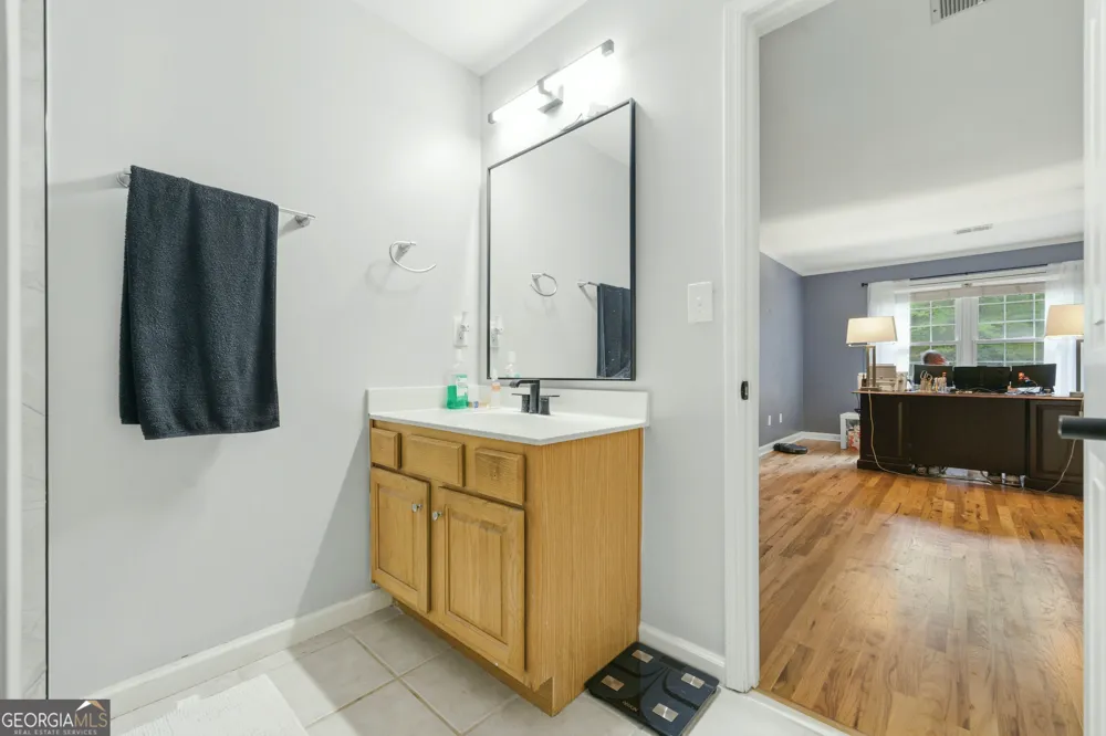 3155 Laura LN Douglasville, GA 30135