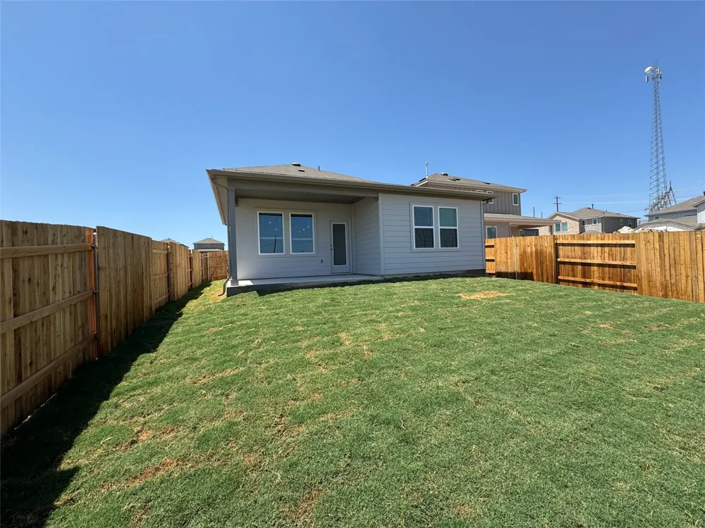 119 Jake Pine Drive Buda, TX 78610