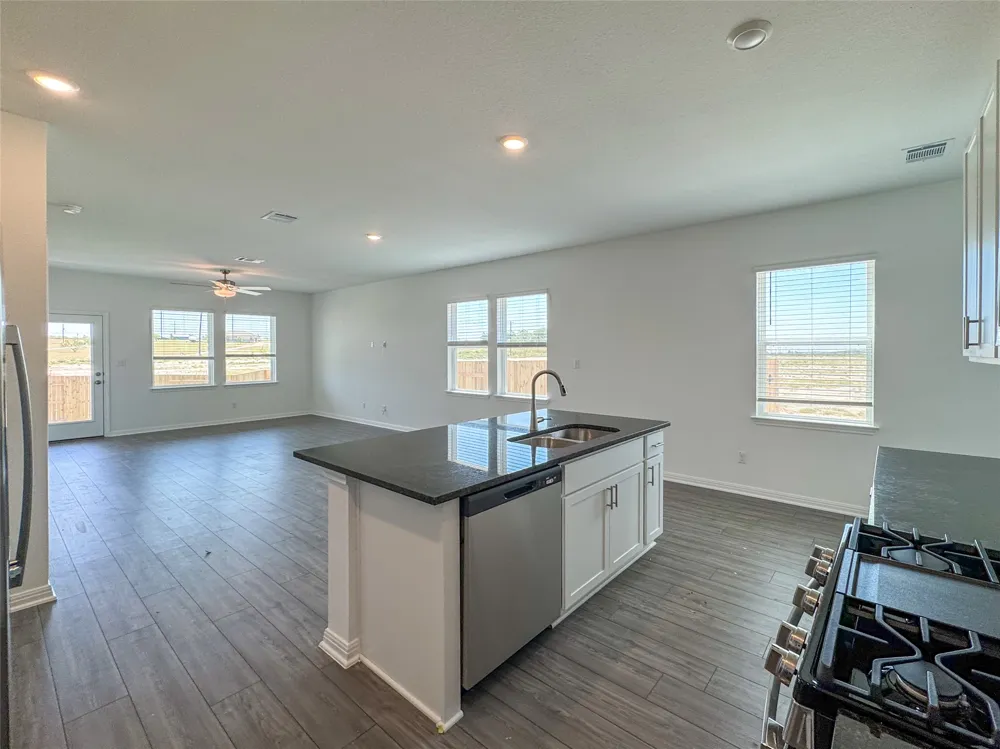 119 Jake Pine Drive Buda, TX 78610