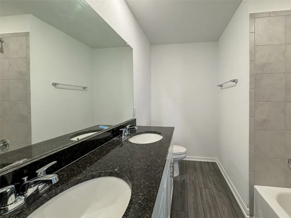 119 Jake Pine Drive Buda, TX 78610