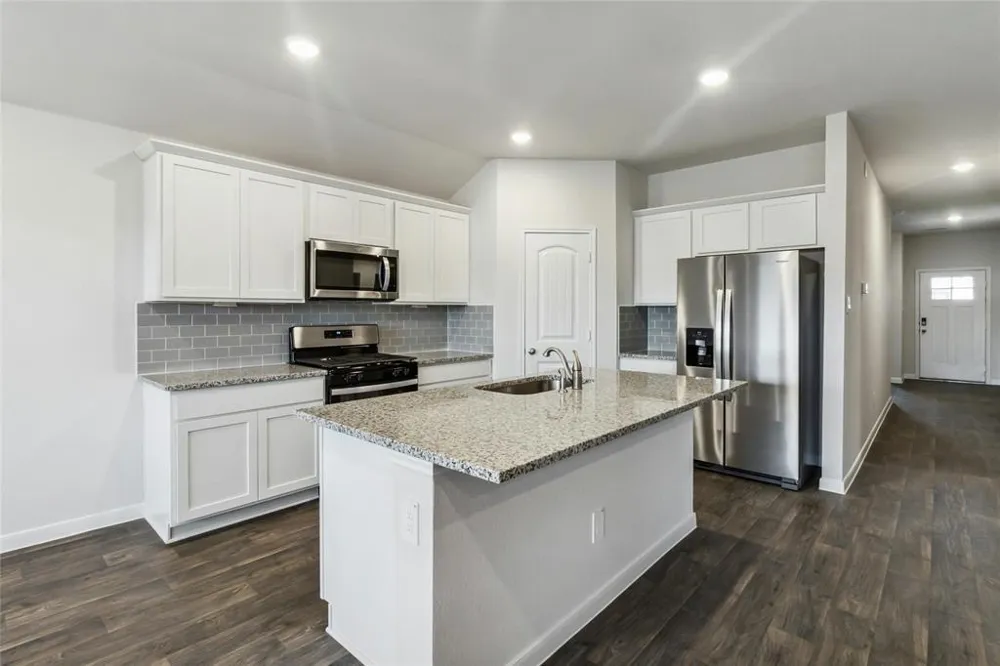 315 Belmont Place Lockhart, TX 78644
