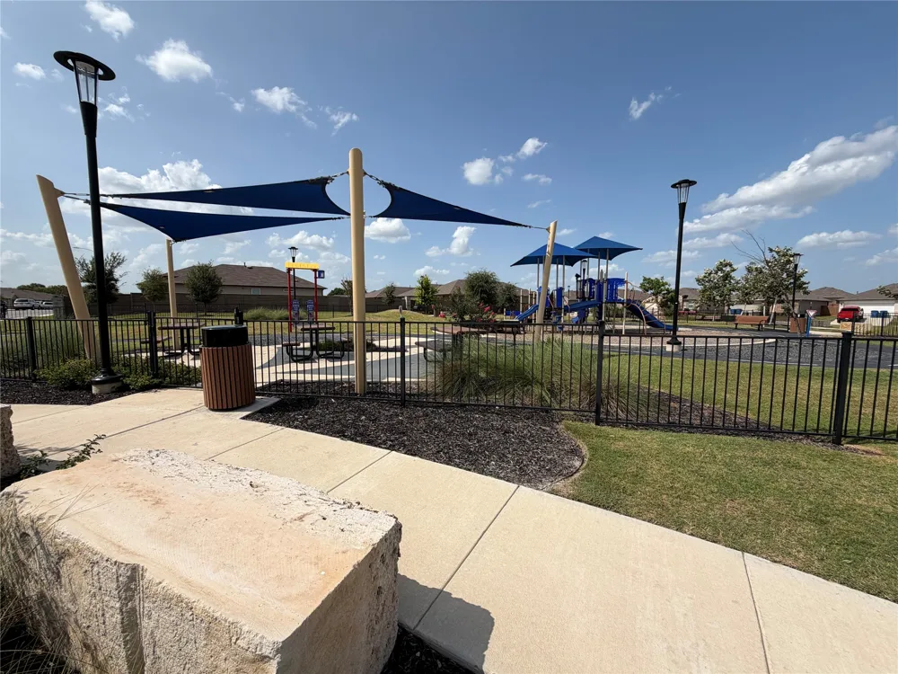 315 Belmont Place Lockhart, TX 78644