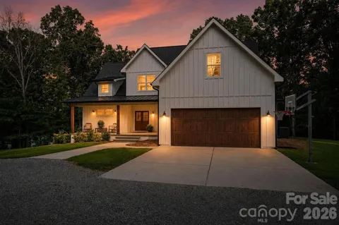 340 Whippoorwill Lane