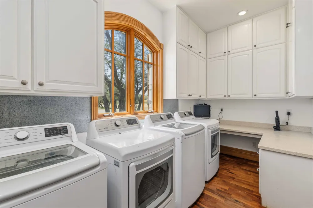51 Oak Hill Circle Brownwood, TX 76801