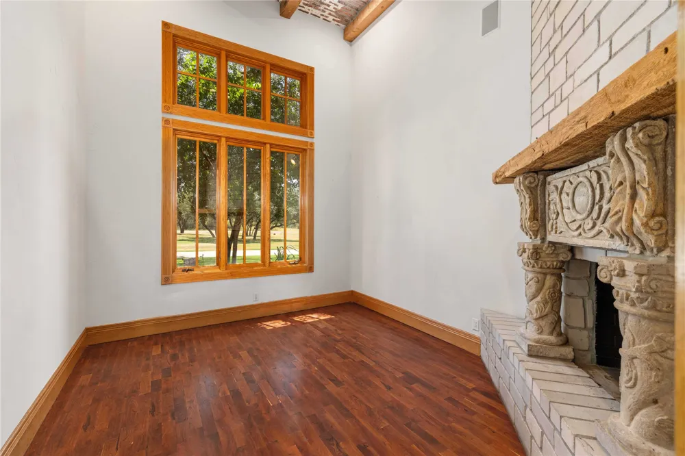 51 Oak Hill Circle Brownwood, TX 76801