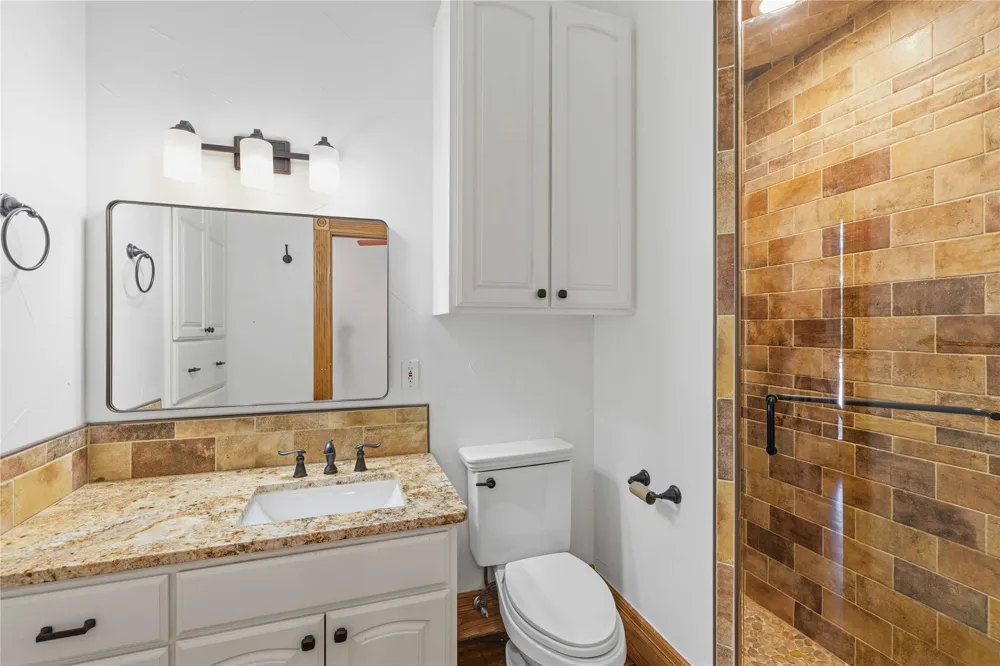51 Oak Hill Circle Brownwood, TX 76801
