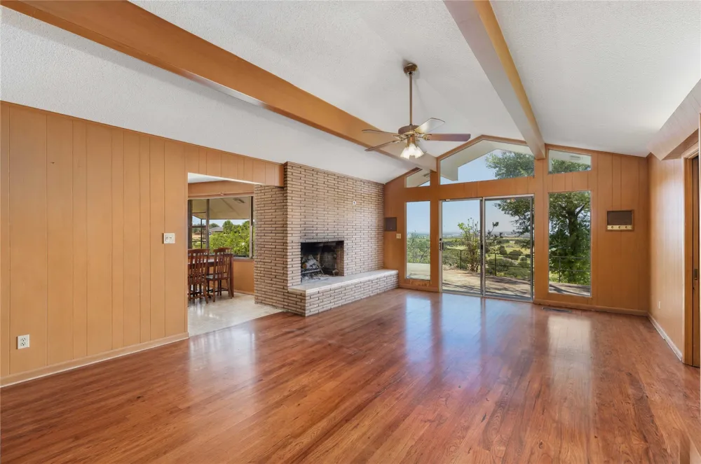 51 Oak Hill Circle Brownwood, TX 76801