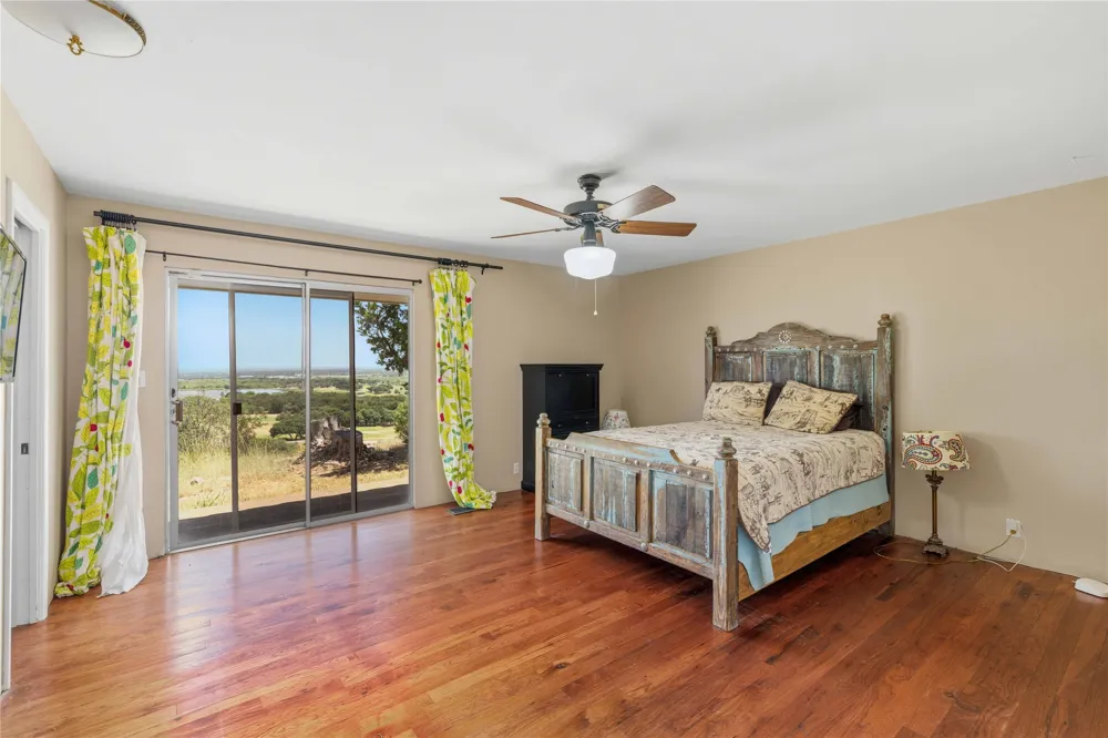 51 Oak Hill Circle Brownwood, TX 76801