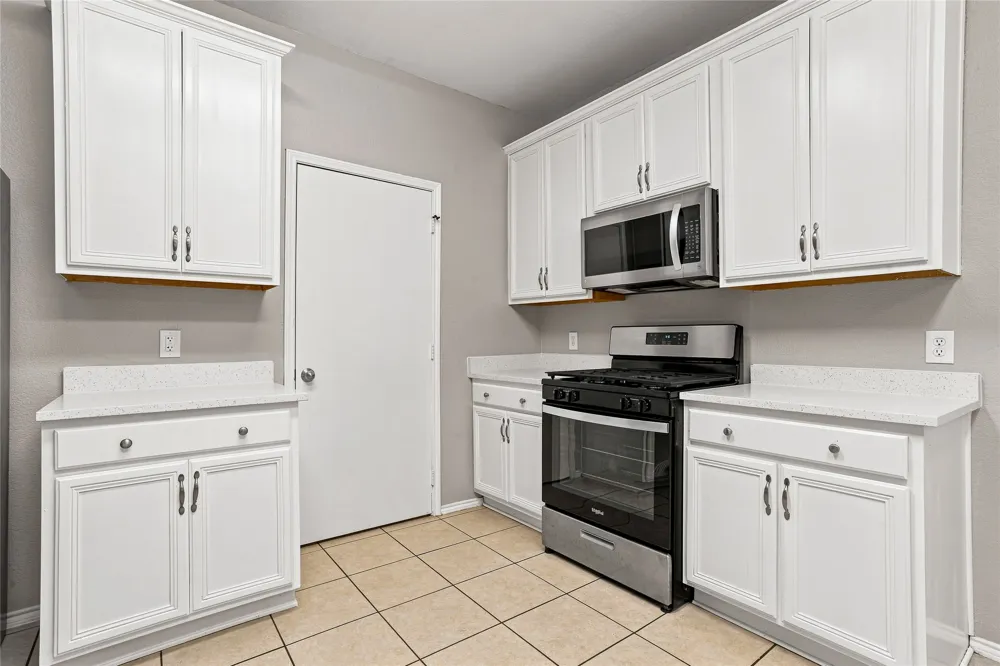 5825 Show Master Lane Fort Worth, TX 76179