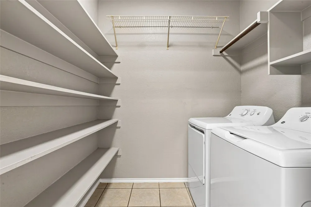 5825 Show Master Lane Fort Worth, TX 76179