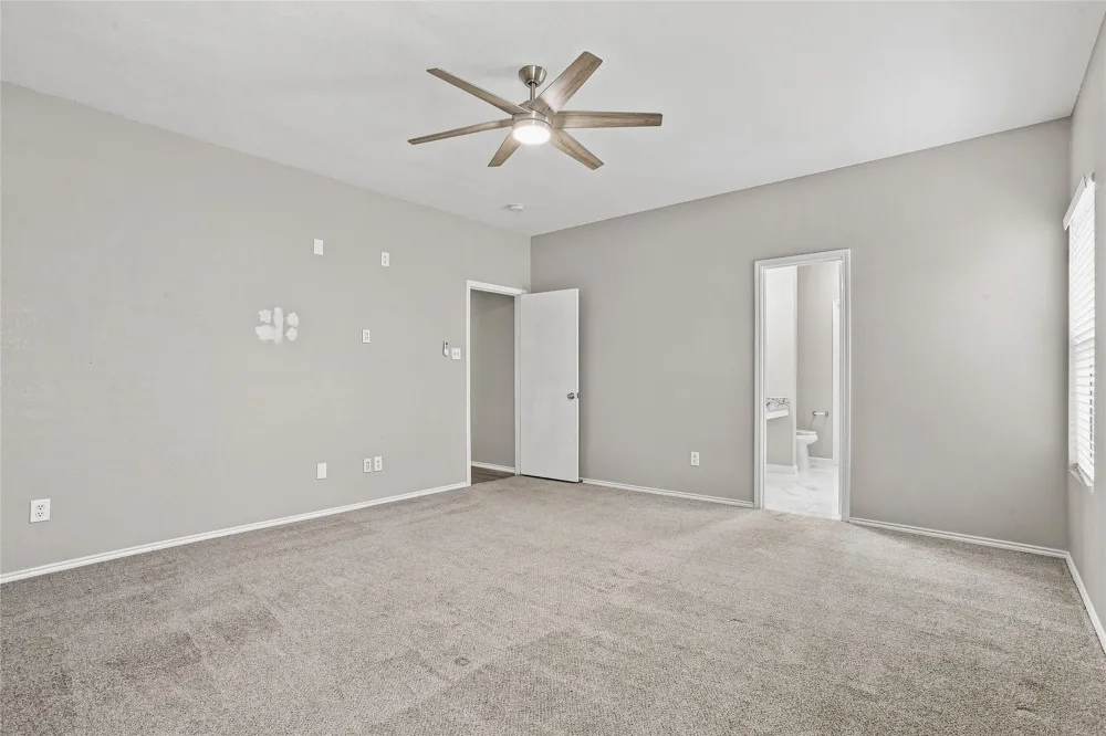 5825 Show Master Lane Fort Worth, TX 76179
