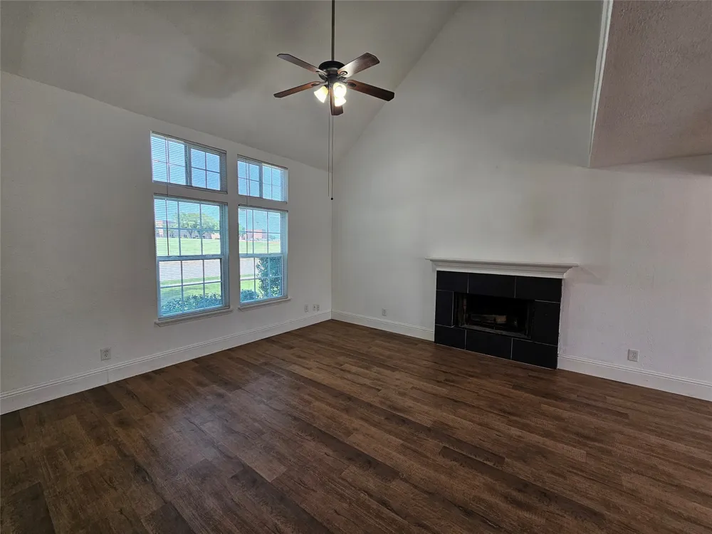 4273 Keys Drive The Colony, TX 75056