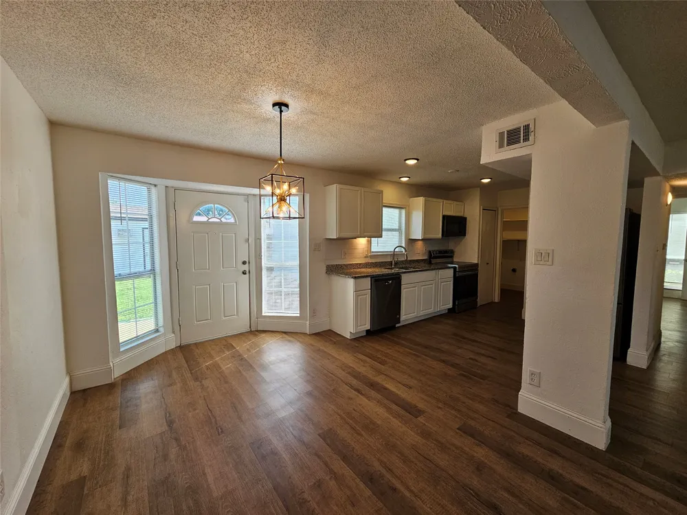 4273 Keys Drive The Colony, TX 75056