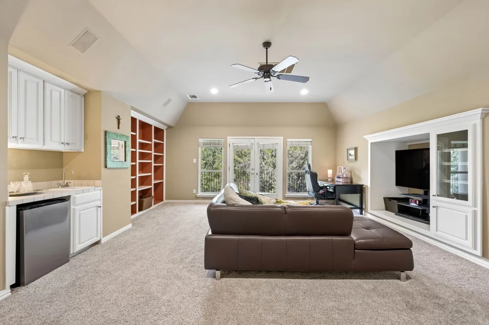 4310 Saint Andrews Boulevard Irving, TX 75038