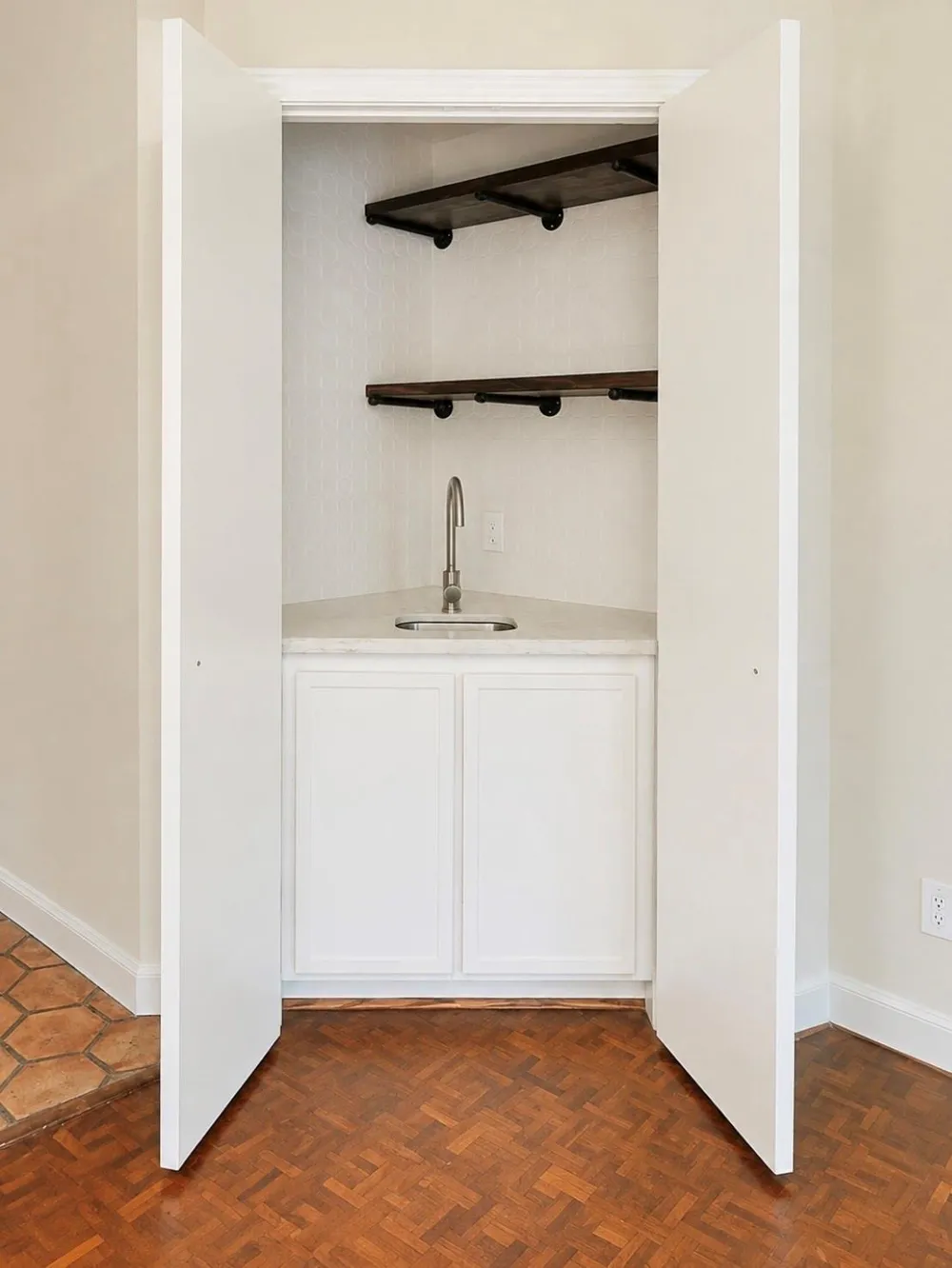 223 Asbury Street Houston, TX 77007