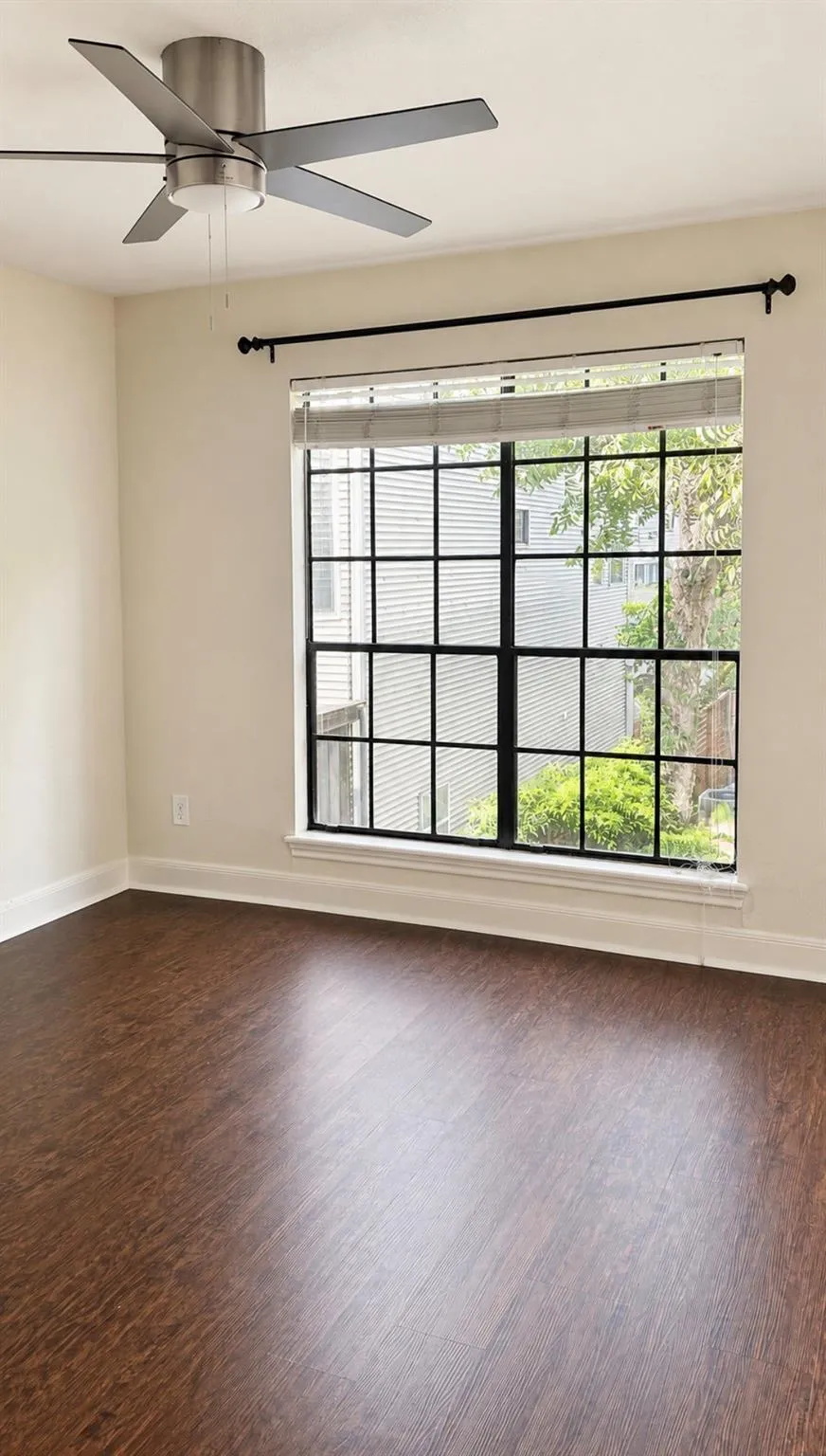 223 Asbury Street Houston, TX 77007