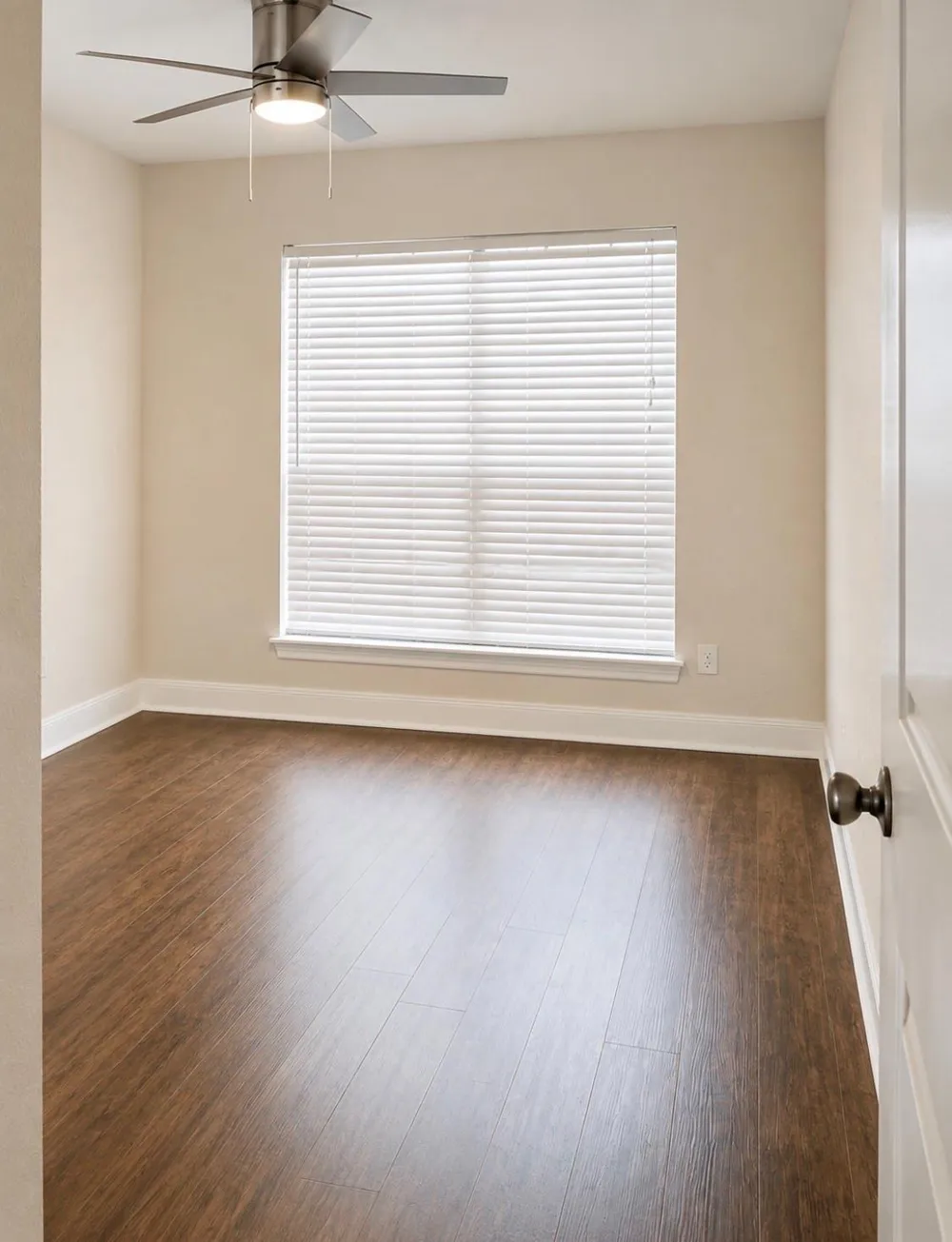 223 Asbury Street Houston, TX 77007