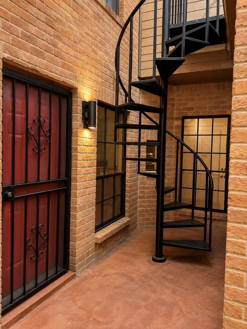 223 Asbury Street Houston, TX 77007