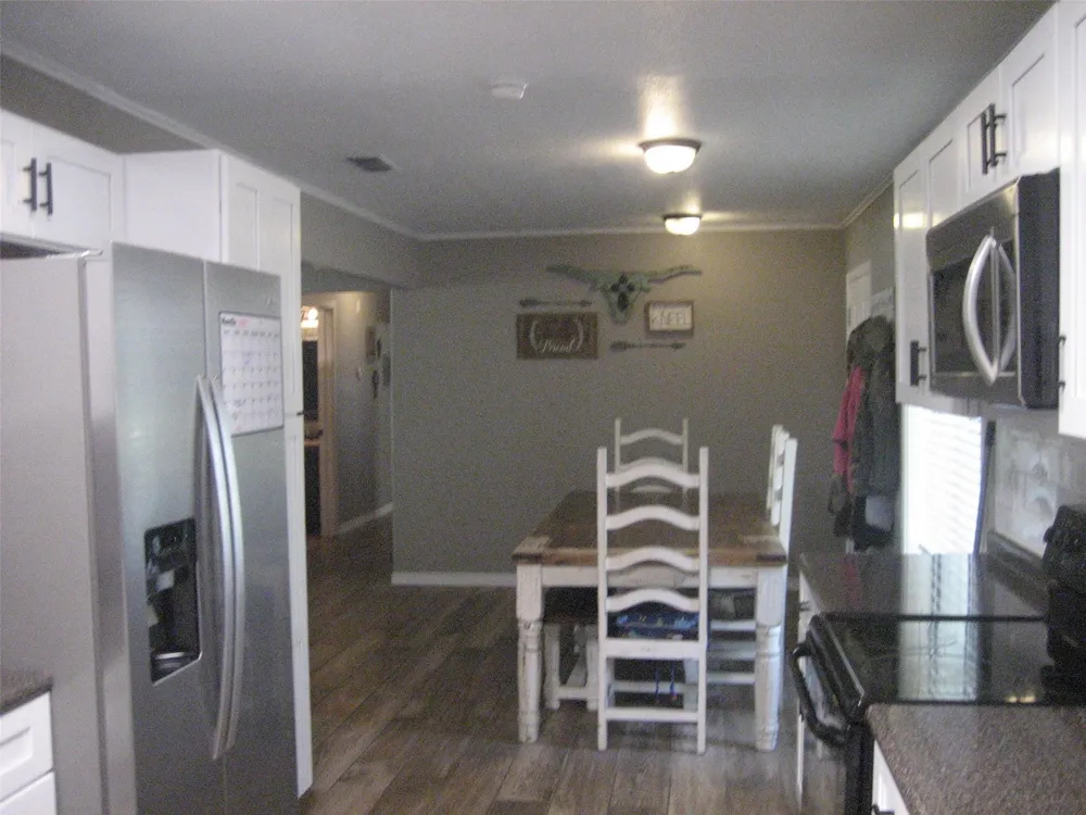 627 Fm-2423 Grapeland, TX 75844