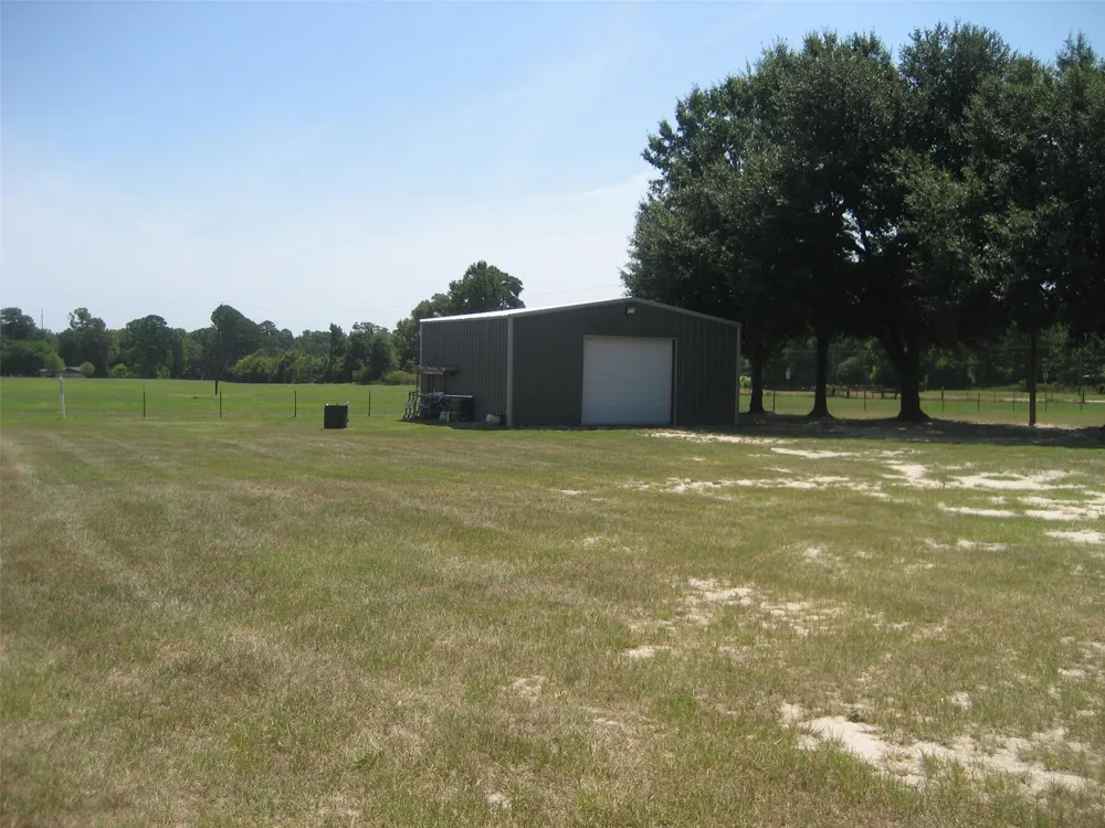 627 Fm-2423 Grapeland, TX 75844